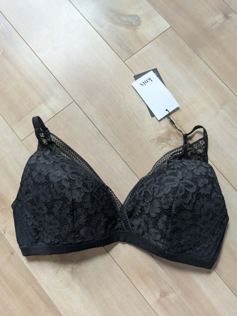 NWT Knix Lace Deep-V Bralette Black XL
